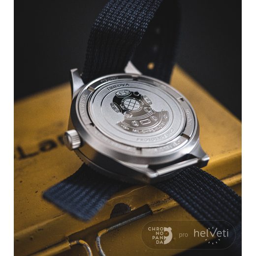 BULOVA MIL-SHIPS 98A266 - ARCHIVE SERIES - ZNAČKY