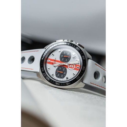 JUNGHANS 1972 CHRONOSCOPE SPORTS EDITION 2025 LIMITED EDITION 41/4579.00 - 1972 - BRANDS