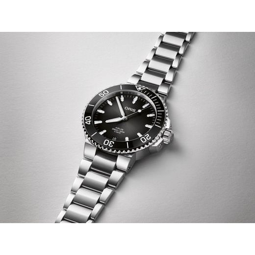 ORIS AQUIS DATE CALIBRE 400 41,5 MM 01 400 7769 4154-07 8 22 09PEB - AQUIS - BRANDS