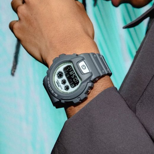 CASIO G-SHOCK DW-6900HD-8ER HIDDEN GLOW SERIES - G-SHOCK - ZNAČKY