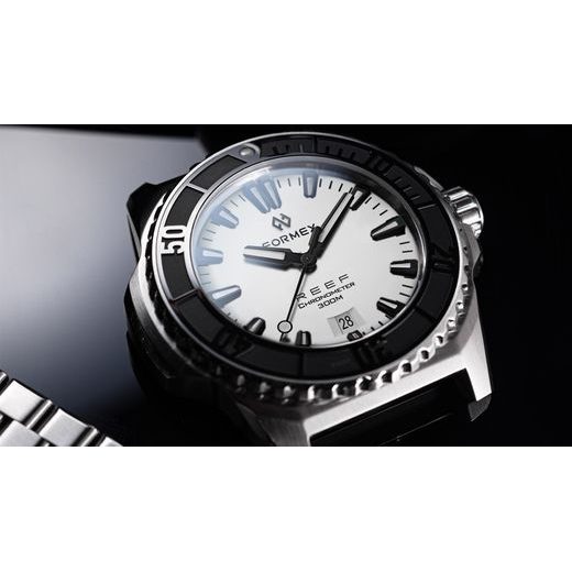FORMEX REEF 42 AUTOMATIC CHRONOMETER WHITE DIAL - REEF - ZNAČKY