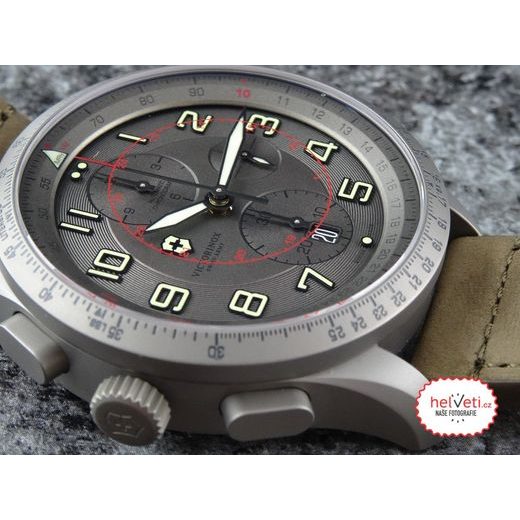 VICTORINOX AIRBOSS MACH 9 LIMITED EDITION 241732 - VICTORINOX - ZNAČKY