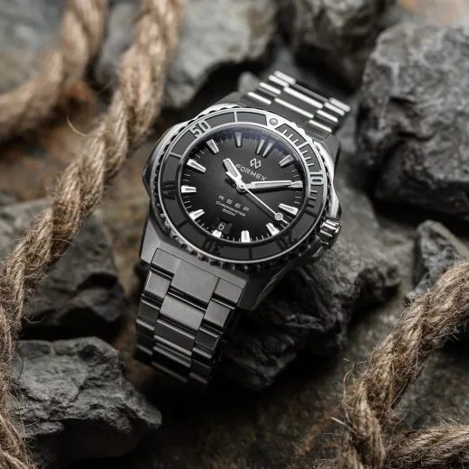 FORMEX REEF 42 AUTOMATIC CHRONOMETER BLACK DIAL - REEF - BRANDS