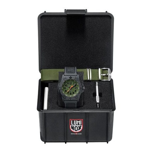 LUMINOX NAVY SEAL 3517.NQ.SET - LUMINOX - ZNAČKY