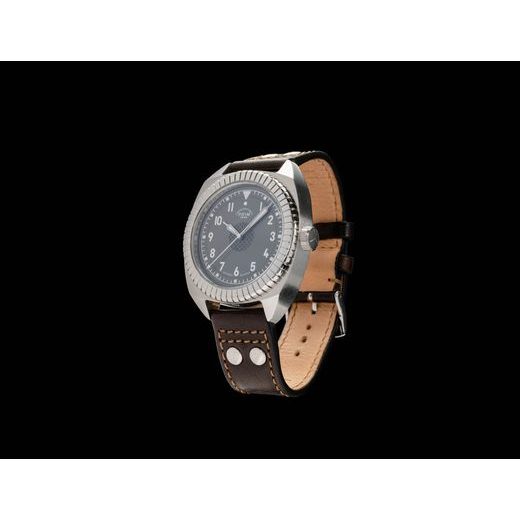 PRIM NEBEŠTÍ JEZDCI LE 93-313-513-00-1 - MANUFACTURE 1949 - ZNAČKY