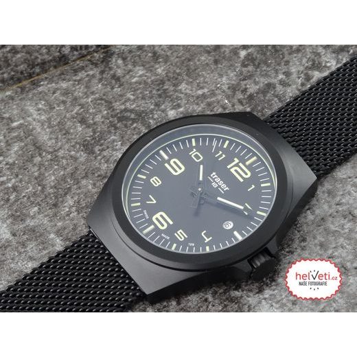 TRASER P59 ESSENTIAL M BLACK PVD OCEL - TRASER - ZNAČKY