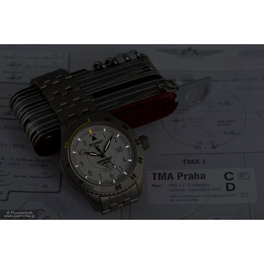 TRASER BÜCKER AUTOMATIC TITAN WHITE TITAN - TRASER - ZNAČKY