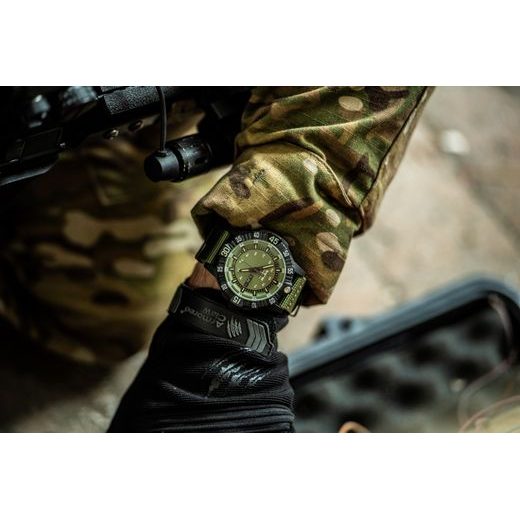 TRASER P99 Q TACTICAL GREEN NATO - TACTICAL - ZNAČKY