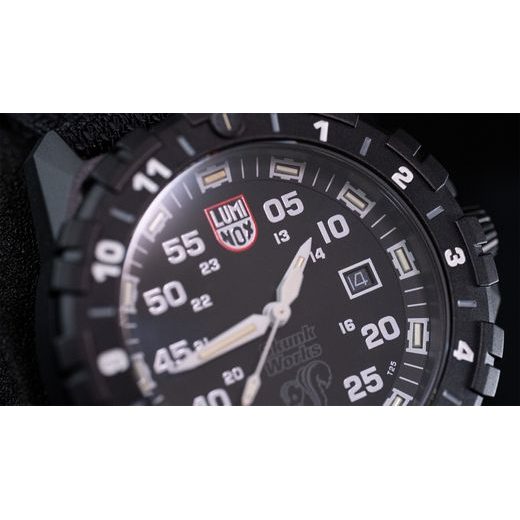 LUMINOX AIR XA.6442.H.SET F-117 X SKUNK WORKS - AIR - ZNAČKY