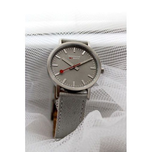 MONDAINE CLASSIC A660.30314.80SBH - CLASSIC - ZNAČKY