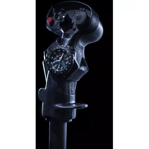 LUMINOX AIR XA.6442.H.SET F-117 X SKUNK WORKS - AIR - ZNAČKY