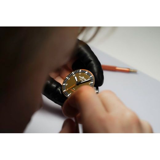 FORTIS FLIEGER F-41 WERK 7 TACTICAL GREEN LIMITED EDITION F4220031 - FLIEGER - ZNAČKY