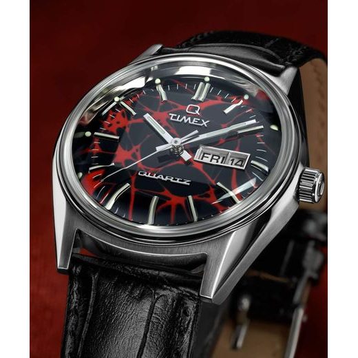TIMEX Q 1978 RED VEGA REISSUE TW2Y55700UK - TIMEX - MĂRCI