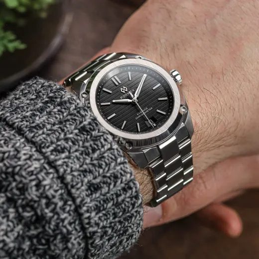 FORMEX ESSENCE THIRTYNINE AUTOMATIC CHRONOMETER BLACK - ESSENCE - BRANDS