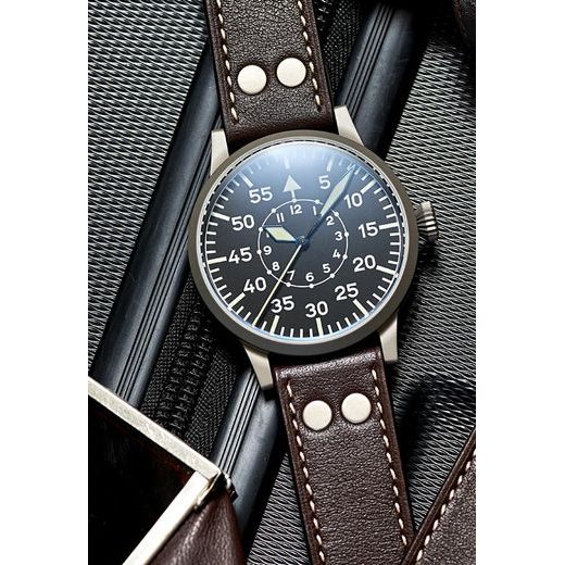 LACO DORTMUND - BAZAR - PILOT ORIGINAL - ZNAČKY