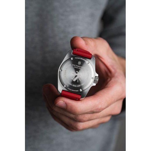 VICTORINOX I.N.O.X. 242029 - I.N.O.X. - ZNAČKY