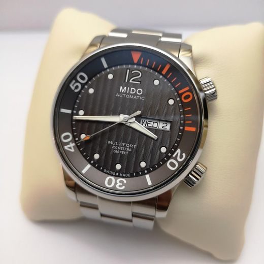 MIDO MULTIFORT TWO CROWNS M005.930.11.060.80 - MIDO - BRANDS