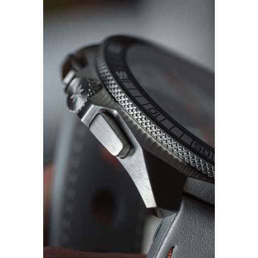 JUNGHANS 1972 CHRONOSCOPE SPORTS EDITION 2025 LIMITED EDITION 41/4579.00 - 1972 - BRANDS