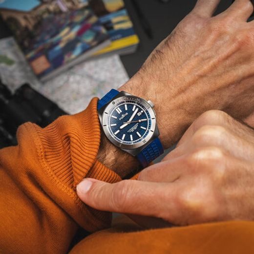 FORTIS MARINEMASTER M-40 OCEAN BLUE F8120028 - MARINEMASTER - ZNAČKY