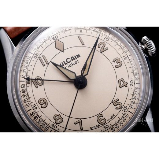 VULCAIN CRICKET CLASSIQUE 36 MM - EGGSHELL - CRICKET CLASSIQUE - MĂRCI