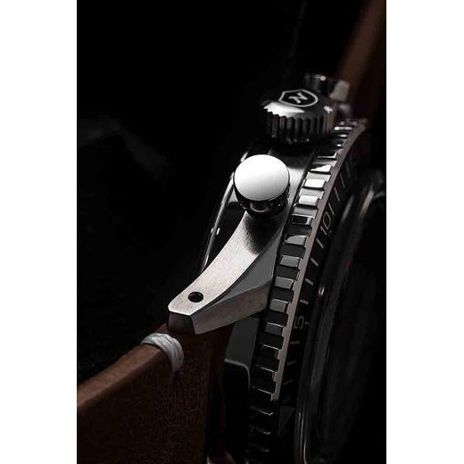 NIVADA GRENCHEN CHRONOKING MANUAL - CHRONOMASTER - BRANDS