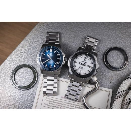 FORMEX REEF 39,5 AUTOMATIC CHRONOMETER BLUE DIAL - REEF - ZNAČKY