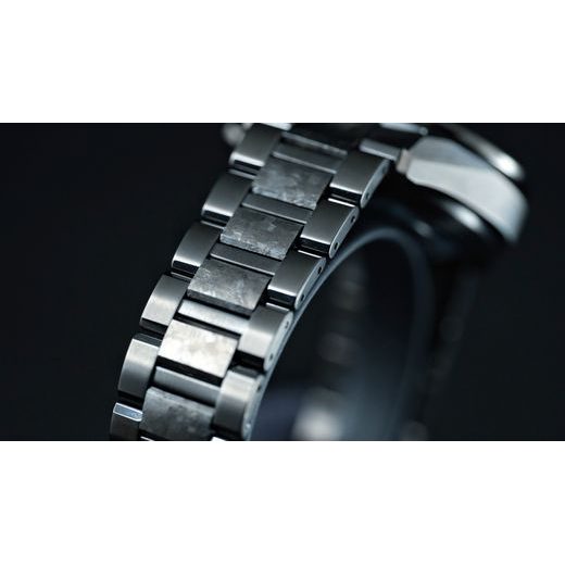 CITIZEN ATTESA SATELLITE WAVE GPS HAKUTO-R COLLABORATION LIMITED EDITION CC4067-66E - SUPER TITANIUM - ZNAČKY