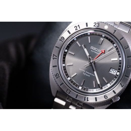 SEIKO PROSPEX SPB411J1 NAVIGATOR TIMER GMT LIMITED EDITION - PROSPEX - ZNAČKY