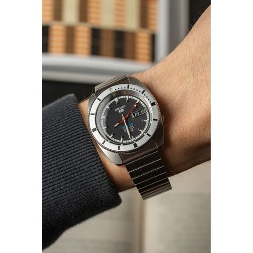 SEIKO 5 SPORTS SRPL05K1 HERITAGE DESIGN RE-CREATION LIMITED EDITION - SEIKO 5 - ZNAČKY