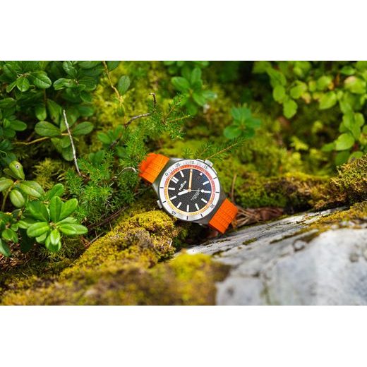 FORTIS MARINEMASTER M-44 AMBER ORANGE COSC F8120013 - MARINEMASTER - ZNAČKY