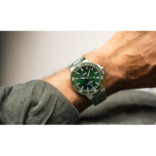 ORIS AQUIS DATE 43,5 MM 01 733 7789 4157-07 4 23 37FC - AQUIS - ZNAČKY