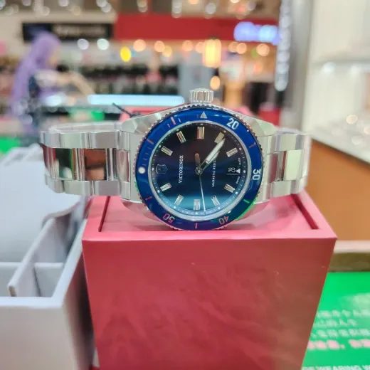 VICTORINOX MAVERICK QUARTZ 242095 - MAVERICK GS - ZNAČKY