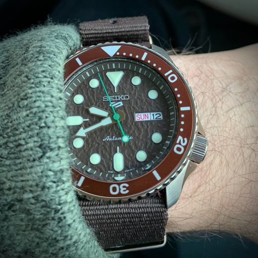 SEIKO 5 SPORTS SRPD85K1 - SEIKO 5 SPORTS 2019 - ZNAČKY