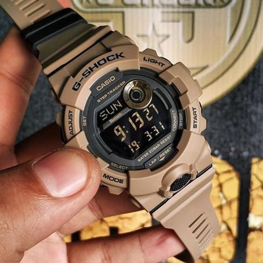 CASIO G-SQUAD GBD-800UC-5ER - G-SHOCK - ZNAČKY