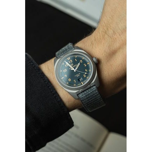 FORMEX FIELD AUTOMATIC PETROL BLUE FIELD NYLON-VELCRO BLUE STRAP 0660.1.6533.133 - FIELD AUTOMATIC - BRANDS