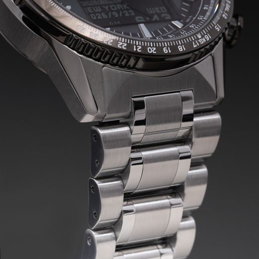 CITIZEN PROMASTER SKY ECO-DRIVE JV2006-55H - PROMASTER - ROBNE MARKE