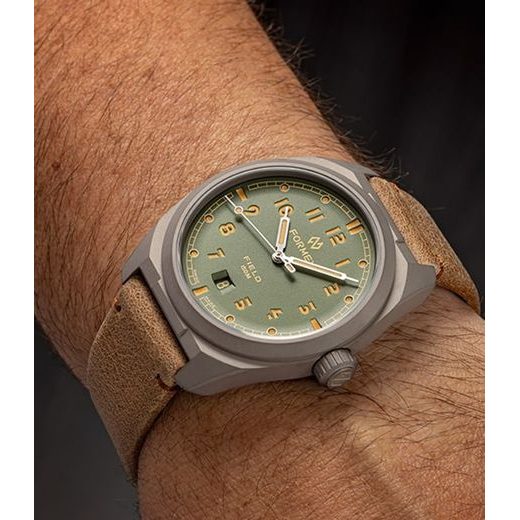 FORMEX FIELD AUTOMATIC SAGE GREEN - FIELD AUTOMATIC - ZNAČKY