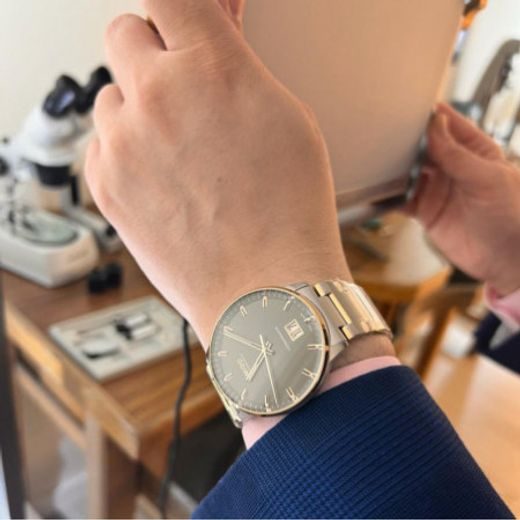 MIDO COMMANDER BIG DATE M021.626.22.061.00 - COMMANDER - ZNAČKY