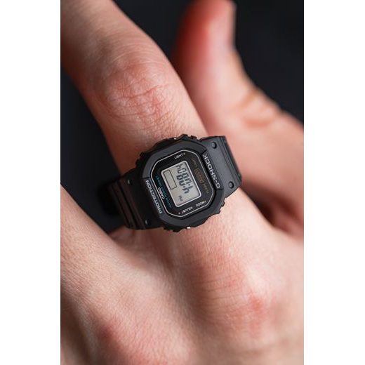 CASIO G-SHOCK NANO DWN-5600-1ER - CLASSIC COLLECTION - ZNAČKY