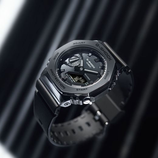 CASIO G-SHOCK GM-2100BB-1AER - CASIOAK - ZNAČKY