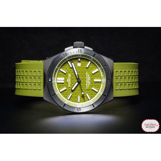 FORTIS MARINEMASTER M-40 WOODPECKER GREEN F8120007 - MARINEMASTER - ZNAČKY