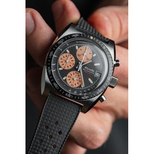 NIVADA GRENCHEN CHRONOSPORT MECAQUARTZ SALMON - AUTOCHRON - ZNAČKY