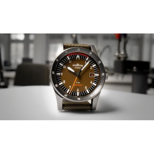 FORTIS FLIEGER F-39 WERK 7 TACTICAL GREEN LIMITED EDITION F4220029 - FLIEGER - BRANDS