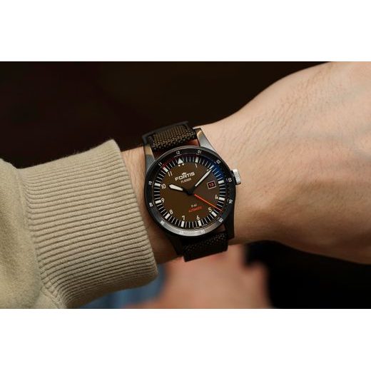FORTIS FLIEGER F-41 WERK 7 TACTICAL GREEN LIMITED EDITION F4220031 - FLIEGER - ZNAČKY