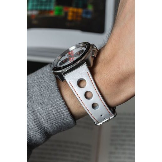 JUNGHANS 1972 CHRONOSCOPE SPORTS EDITION 2025 LIMITED EDITION 41/4579.00 - 1972 - BRANDS