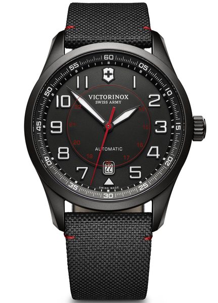 Levně Victorinox AirBoss Mechanical Black Edition 241720 + 5 let záruka, pojištění a dárek ZDARMA