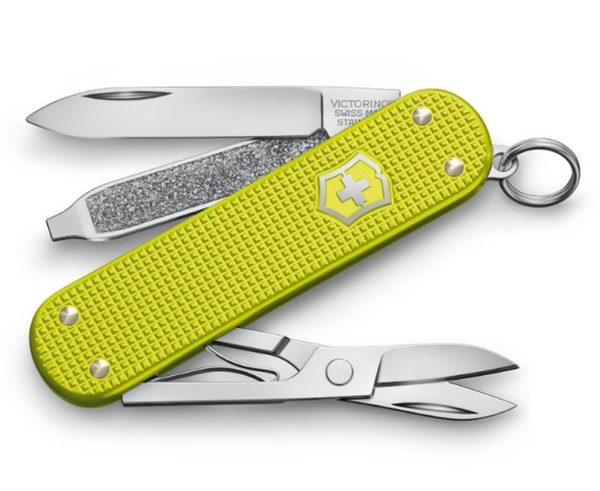 Levně Nůž Victorinox Classic Alox 2023 Limited Edition 0.6221.L23 + 5 let záruka, pojištění a dárek ZDARMA