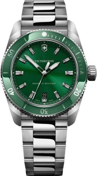 Victorinox Maverick Quartz 242096