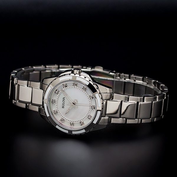 Bulova Diamond 96S144