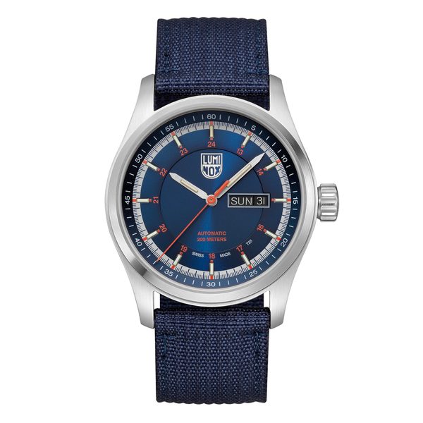 Luminox XL.1903 + 5 let záruka, pojištění a dárek ZDARMA